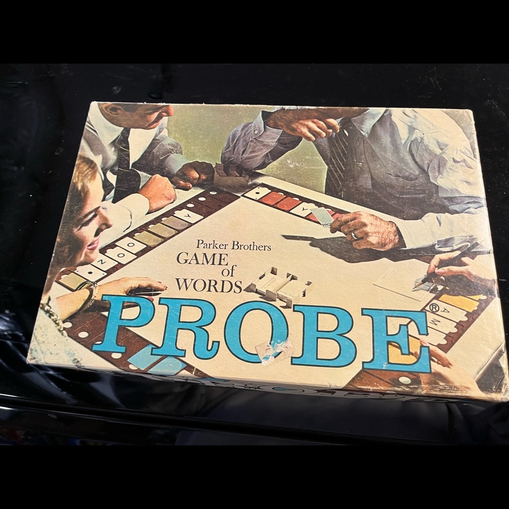 Vintage Parker bros game of Probe.  In good working order.